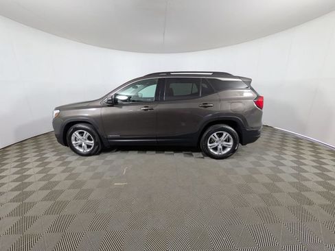Used 2019 GMC Terrain SLE w/ Driver Convenience Package FWD image 15
