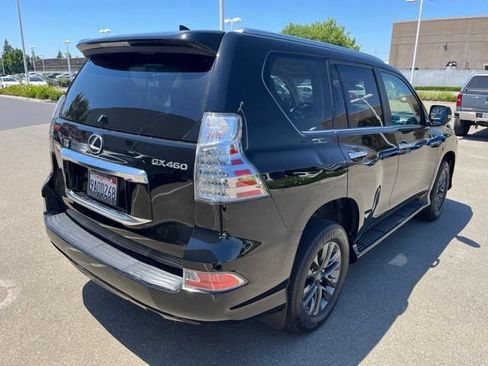 Used 2022 Lexus GX 460 Premium w/ Premium Package AWD/4WD image 5