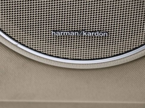 Used 2013 Mercedes-Benz C 300 4MATIC Sedan image 25