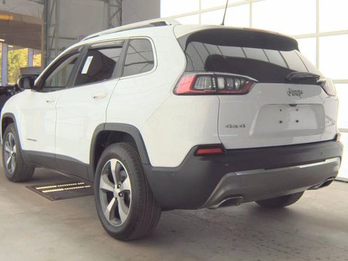 Used 2019 Jeep Cherokee Limited w/ Technology Group AWD/4WD image 9