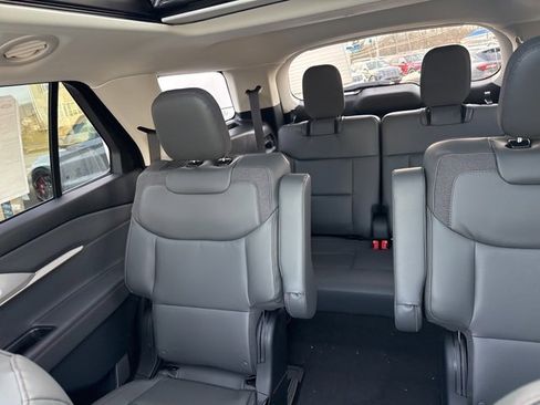 New 2026 Ford Explorer Active w/ Active Comfort Package image 22