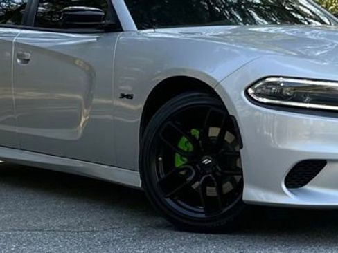 Used 2023 Dodge Charger R/T w/ Blacktop Package image 10