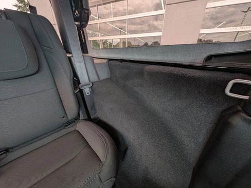 Used 2020 Jeep Wrangler Sport image 36