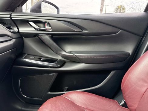 Used 2021 MAZDA CX-9 Carbon Edition image 29