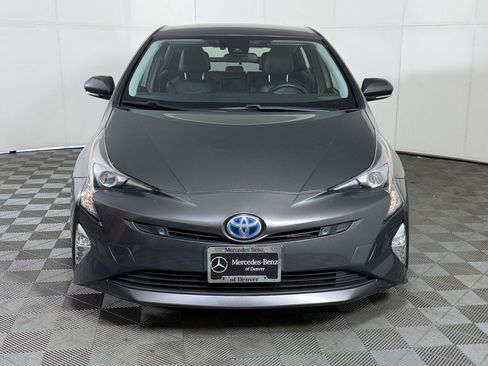 Used 2018 Toyota Prius Three Touring FWD image 6