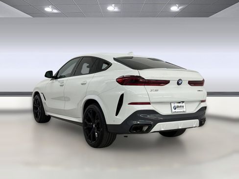 Used 2023 BMW X6 xDrive40i w/ M Sport Package AWD/4WD image 3