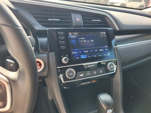 Used 2020 Honda Civic Sport image 23