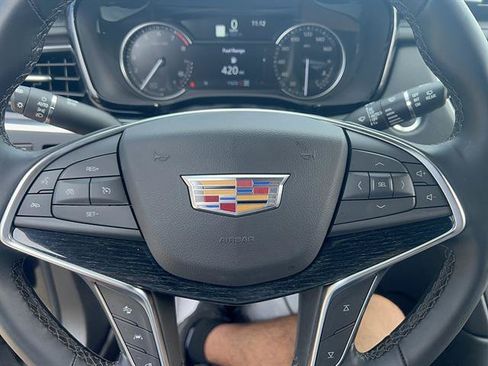 Used 2025 Cadillac XT5 Premium Luxury AWD/4WD image 18