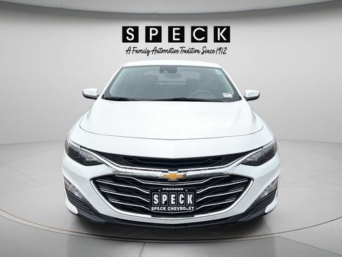 Used 2024 Chevrolet Malibu LT FWD image 3