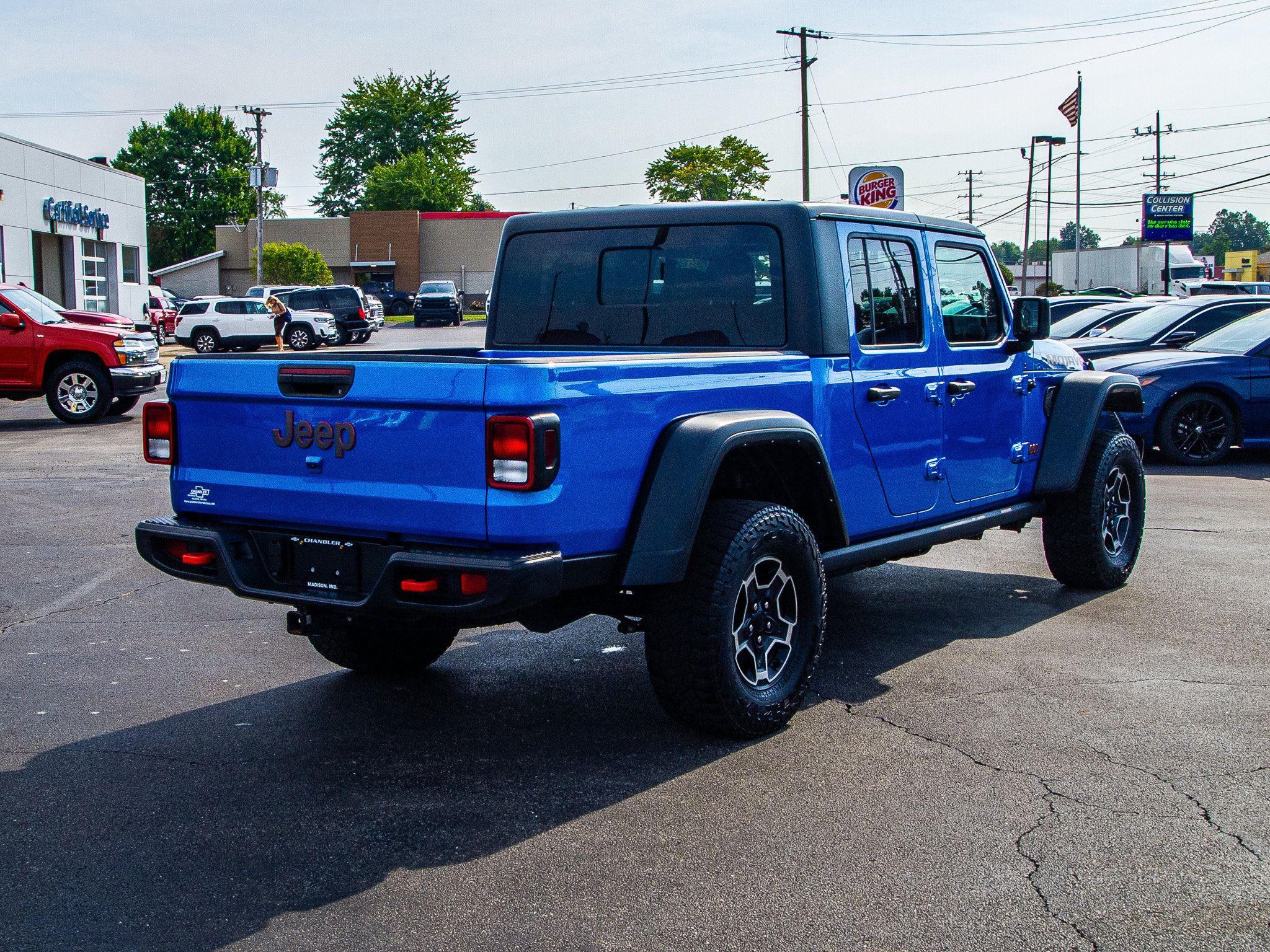 Used 2023 Jeep Gladiator Mojave AWD/4WD image 7
