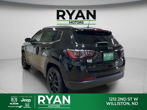 New 2026 Jeep Compass Latitude AWD/4WD image 7