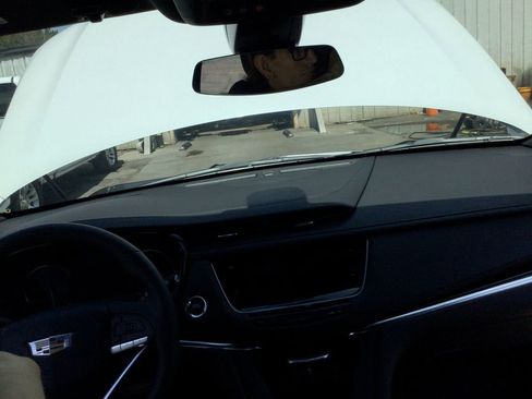 New 2025 Cadillac XT6 Luxury image 27