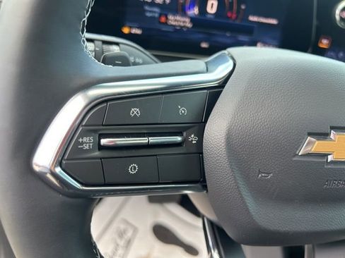 New 2026 Chevrolet Traverse LT w/ Sun and Wheel Package FWD image 19