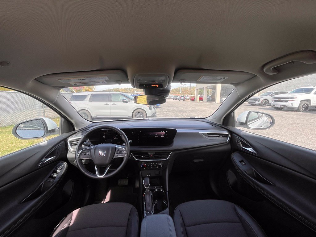 Used 2026 Buick Encore GX Preferred AWD/4WD image 17