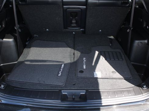 Used 2025 Mitsubishi Outlander SE AWD/4WD image 8
