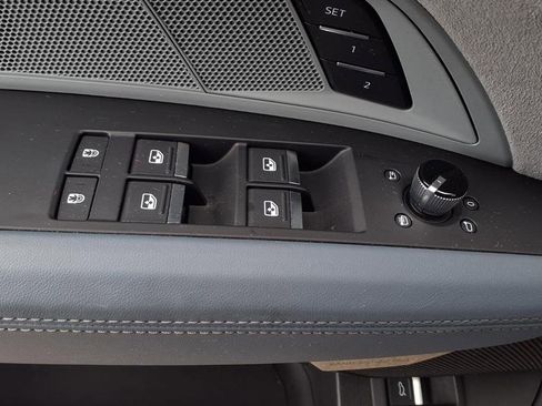 Used 2024 Audi RS e-tron GT image 9