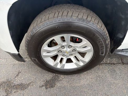 Used 2016 Chevrolet Tahoe LT w/ Luxury Package image 41