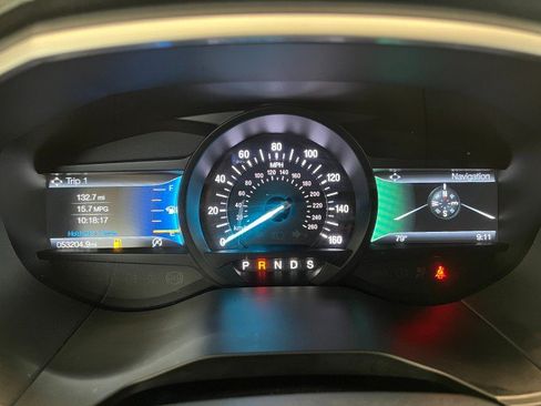 Used 2019 Ford Edge SEL w/ Equipment Group 201A AWD/4WD image 22