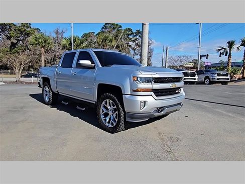 Used 2017 Chevrolet Silverado 1500 LT w/ All Star Edition image 37