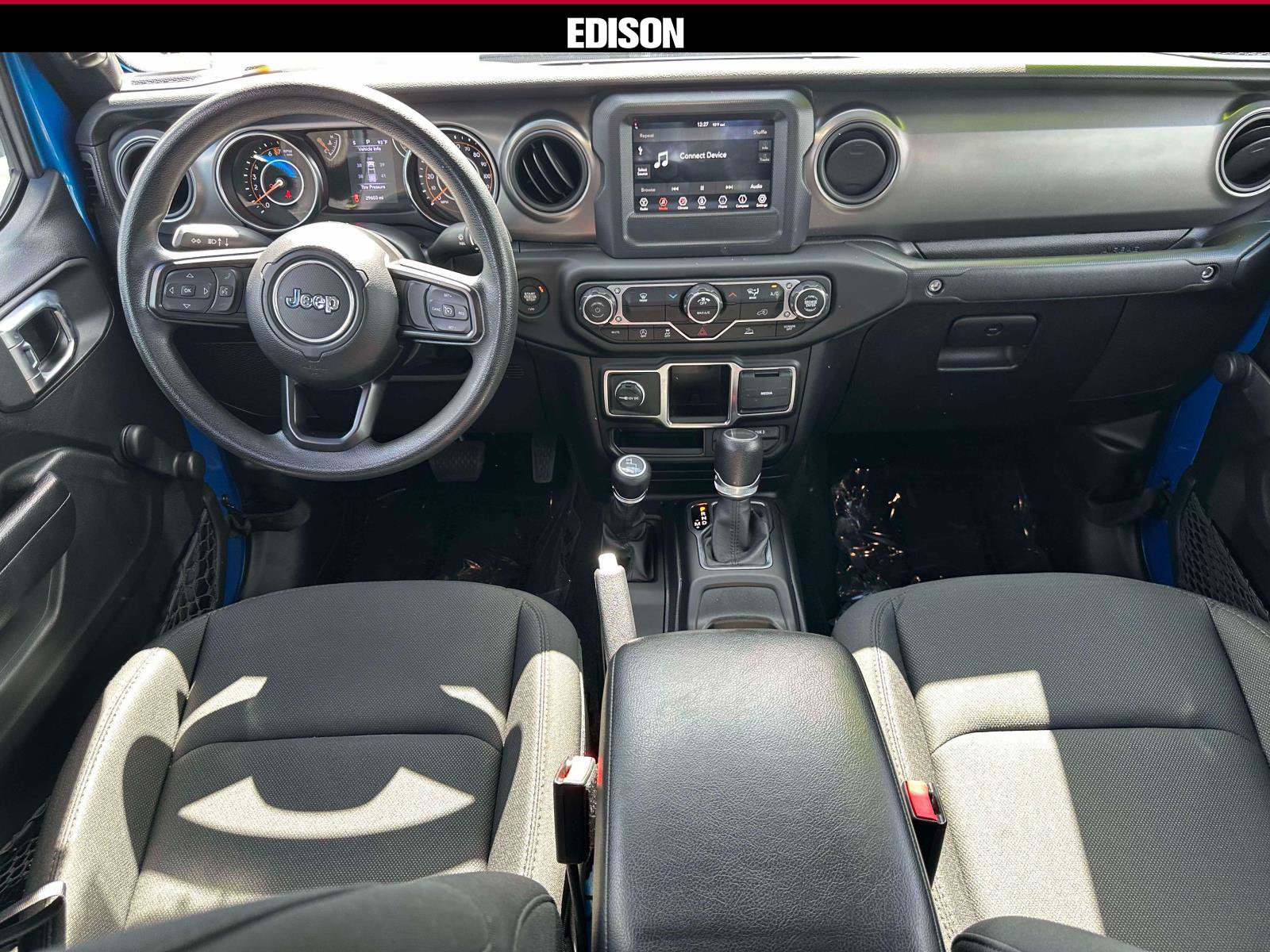 Used 2023 Jeep Gladiator Sport w/ Trailer Tow Package AWD/4WD image 12