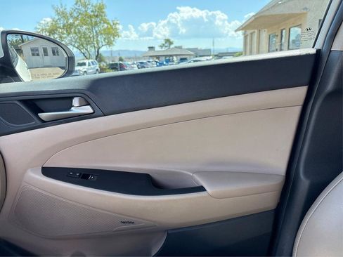 Used 2018 Hyundai Tucson Limited w/ Ultimate Package 02 FWD image 20