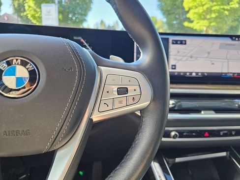 Used 2025 BMW X7 xDrive40i AWD/4WD image 34