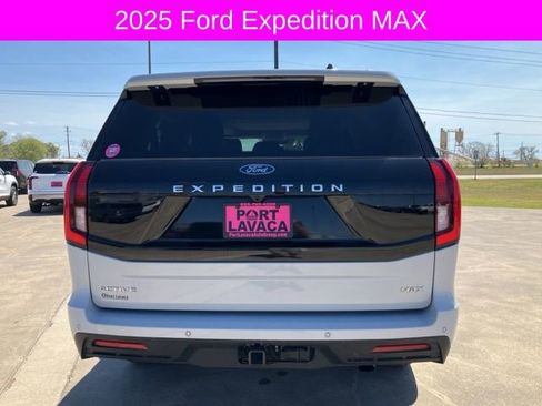 Used 2025 Ford Expedition Max Active image 6