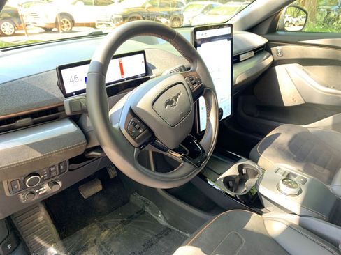 Used 2023 Ford Mustang Mach-E GT image 32