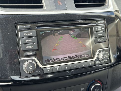 Used 2016 Nissan Sentra SV FWD image 21