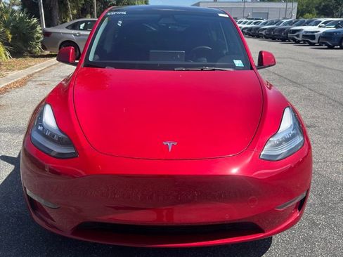 Used 2021 Tesla Model Y Long Range image 4
