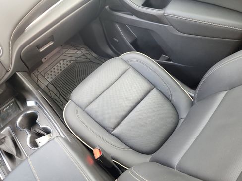 Used 2023 Chevrolet Traverse Premier w/ LPO, Cargo Package image 14