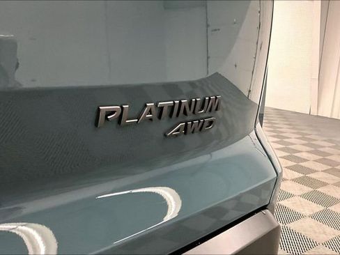 New 2026 Nissan Pathfinder Platinum AWD/4WD image 21
