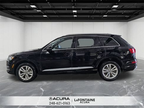 Used 2018 Audi Q7 3.0T Premium image 2