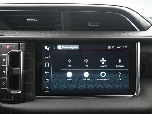 Used 2024 GMC Yukon Denali image 11