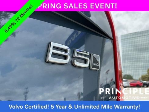 Certified 2024 Volvo XC90 B5 Plus AWD/4WD image 13