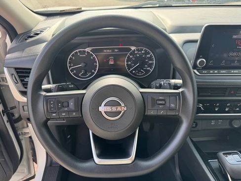 Used 2024 Nissan Rogue S AWD/4WD image 20