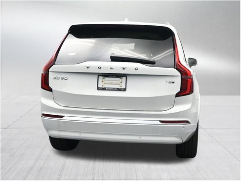 New 2026 Volvo XC90 T8 Ultra w/ Protection Package Premier AWD/4WD image 4