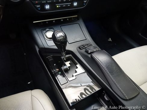 Used 2015 Lexus ES 350 w/ Luxury Package FWD image 21