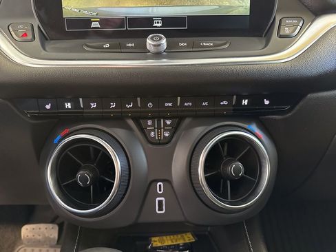 Used 2025 Chevrolet Blazer LT w/ Convenience Package AWD/4WD image 15