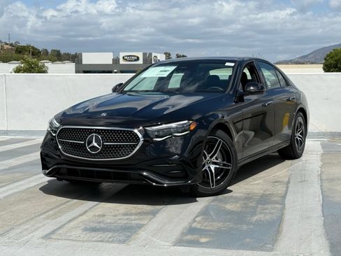 New 2026 Mercedes-Benz E 450 4MATIC Sedan image 2