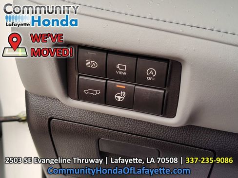 Used 2023 Toyota Highlander Platinum AWD/4WD image 24