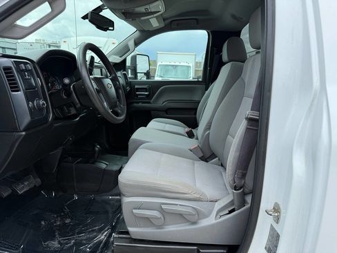Used 2017 Chevrolet Silverado 2500 W/T w/ WT Convenience Package AWD/4WD image 14