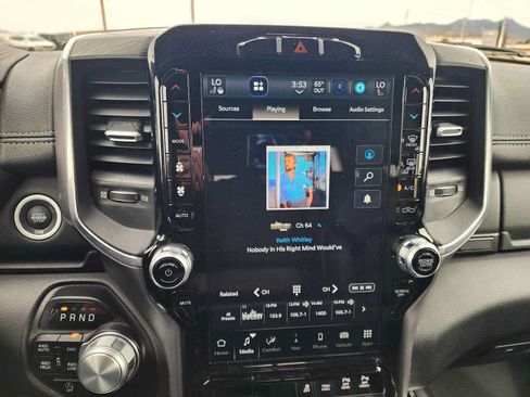 Used 2023 RAM 1500 Laramie AWD/4WD image 22