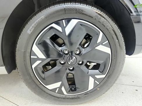 Used 2024 Kia Niro Wave w/ Wave Preserve Package FWD image 73