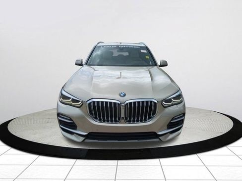 Used 2019 BMW X5 xDrive40i w/ Premium Package 2 AWD/4WD image 8