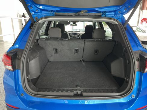 Used 2024 Chevrolet Equinox LT FWD image 8