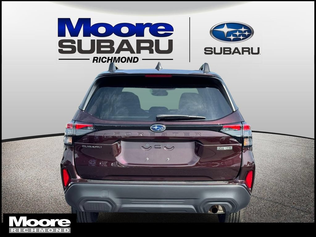 Used 2026 Subaru Forester Premium AWD/4WD image 4