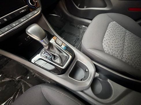 Used 2019 Hyundai Ioniq Plug-In Hybrid image 19