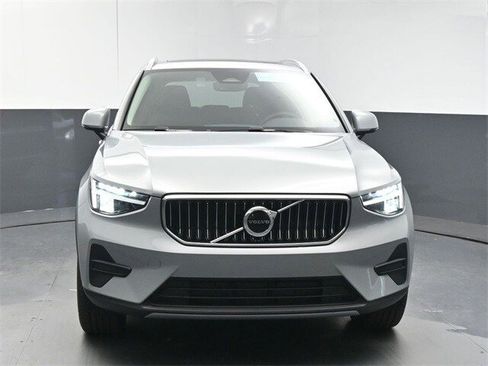 New 2025 Volvo XC40 B5 Core w/ Protection Package Premier image 3