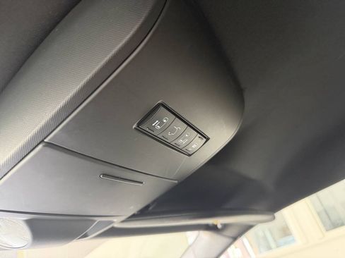 Used 2017 Dodge Grand Caravan SXT FWD image 29